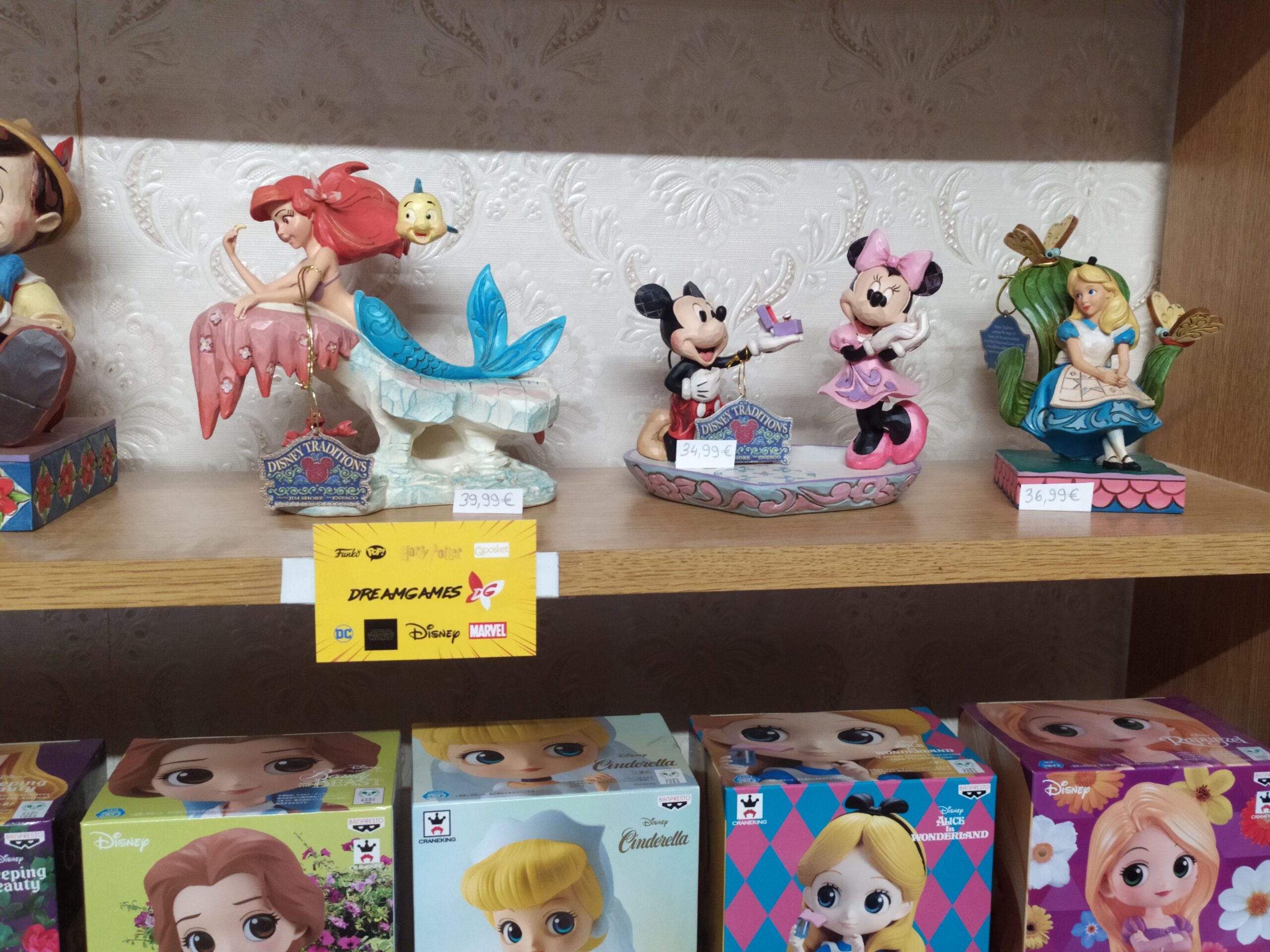Alice Curiouser and Curiouser Disney Traditions Enesco