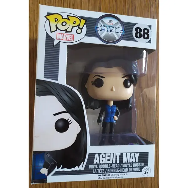 Photo réelle - Boîte Funko Pop Agent May - Avant